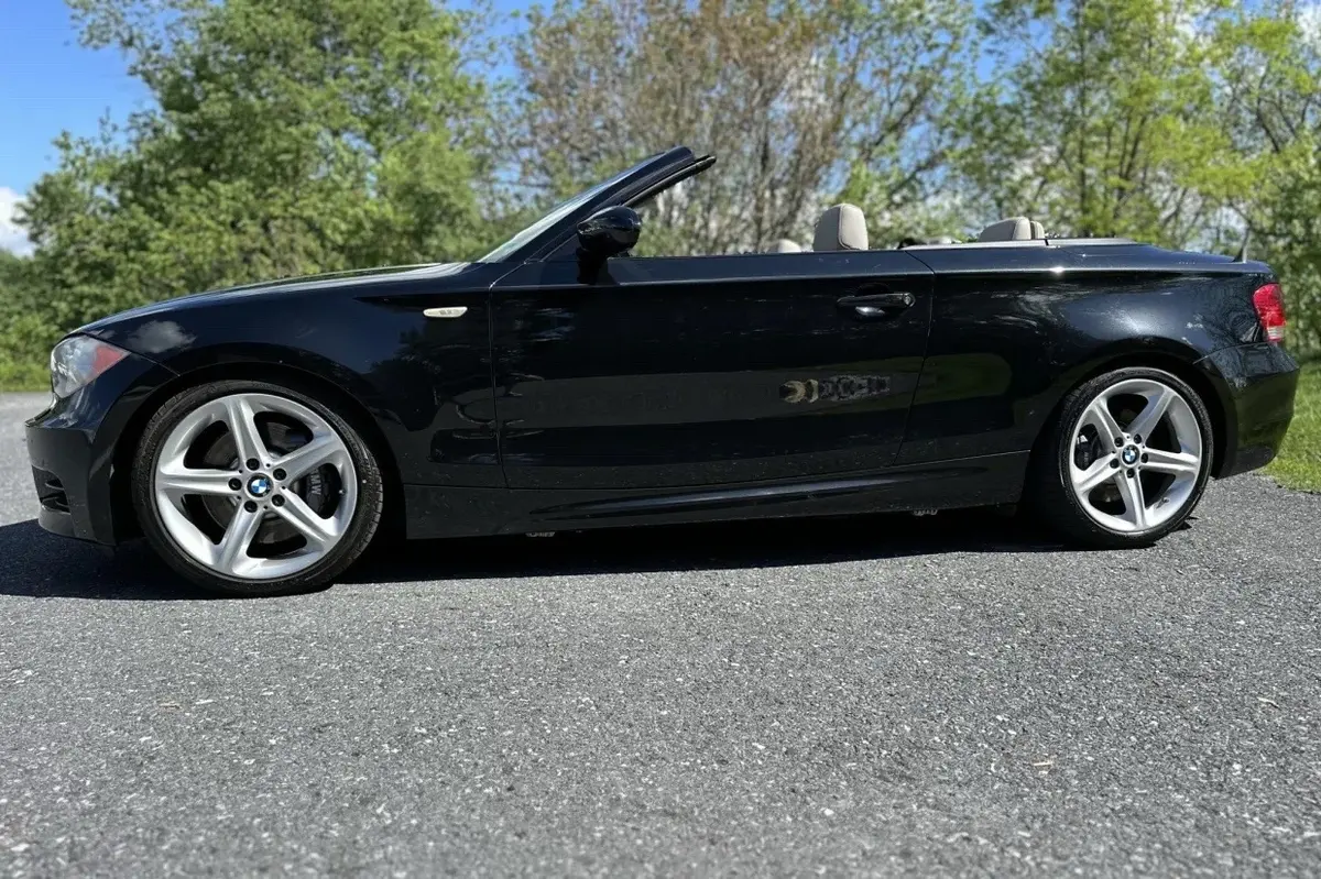 2008 BMW 135i Convertible — photo 3