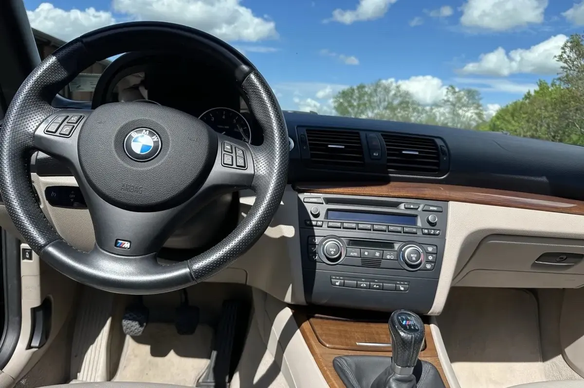 2008 BMW 135i Convertible — photo 6