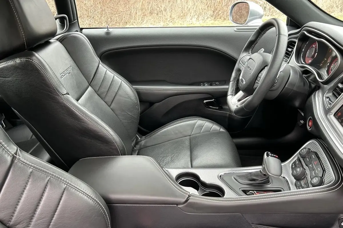 2016 Dodge Challenger SRT Hellcat — photo 5