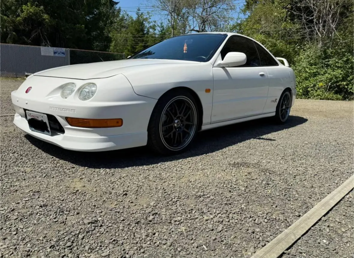 1998 Acura Integra Type R — photo 2