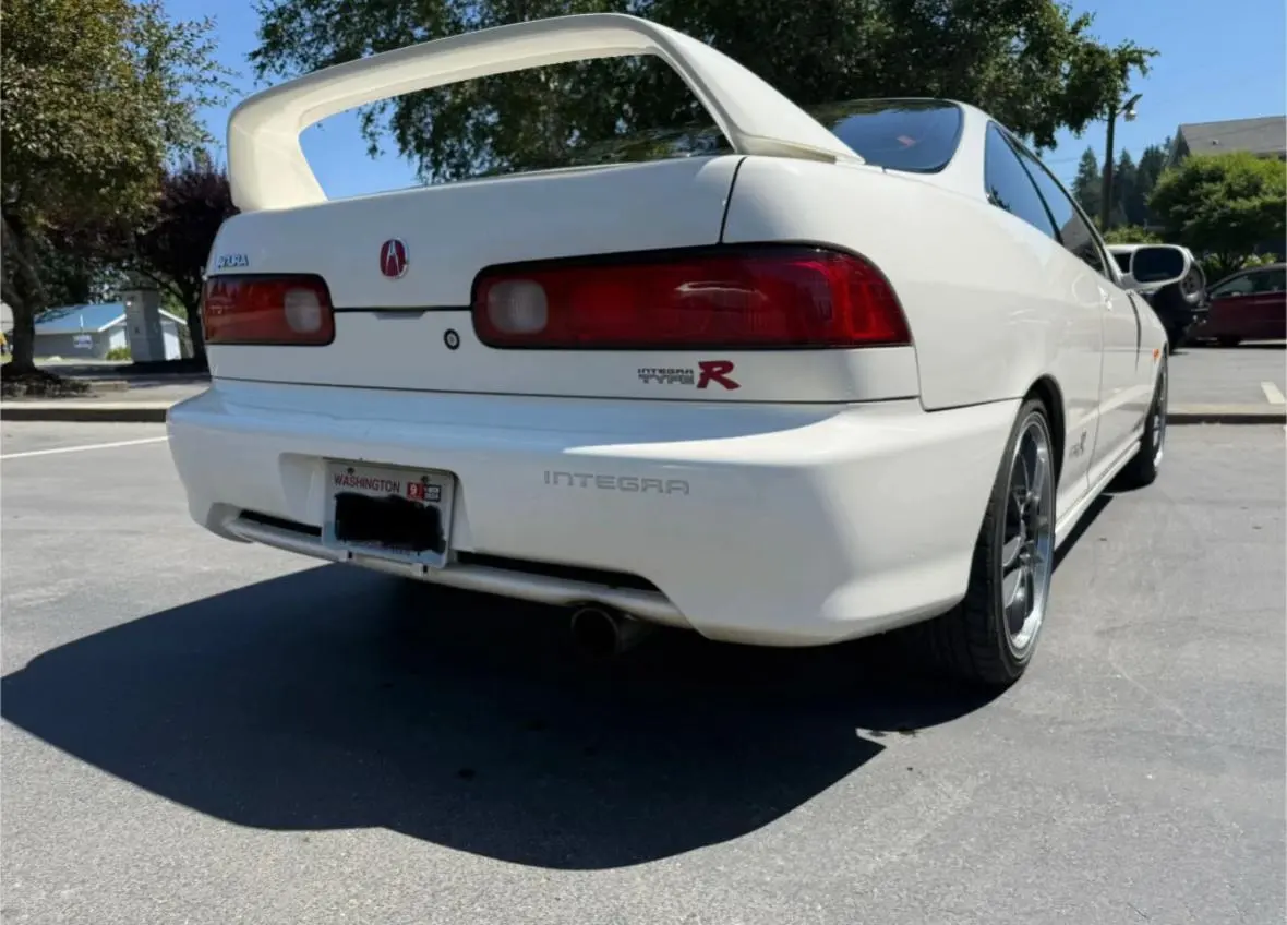 1998 Acura Integra Type R — photo 4