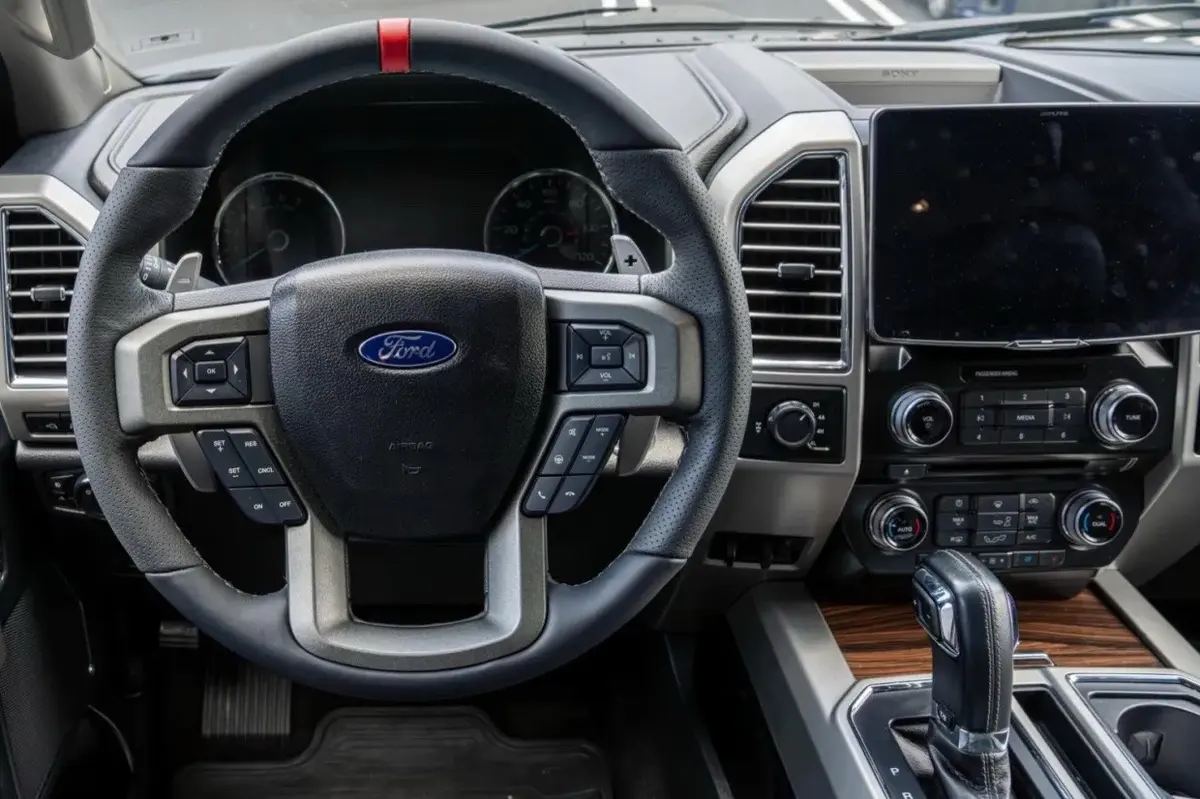 Supercharged 2015 Ford F-150 Lariat 4x4 — photo 5