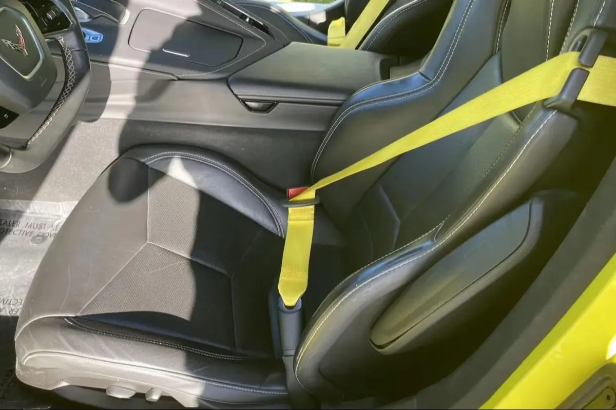 2021 Chevrolet Corvette Stingray Convertible 1LT — photo 4