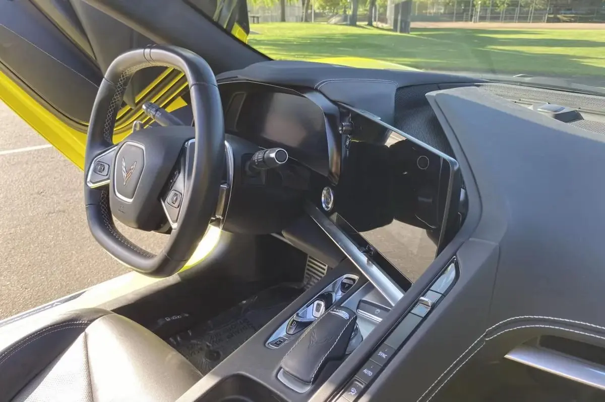 2021 Chevrolet Corvette Stingray Convertible 1LT — photo 5
