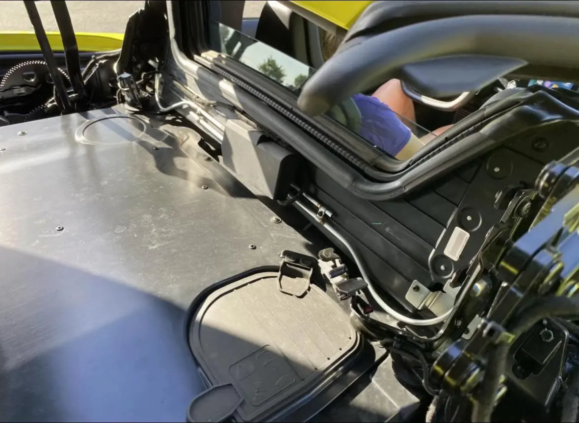 2021 Chevrolet Corvette Stingray Convertible 1LT — photo 8