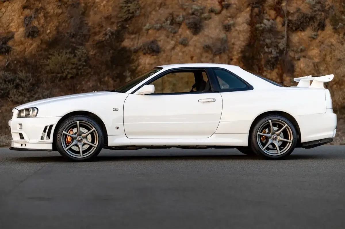 1999 Nissan Skyline GT-R V-Spec — photo 3