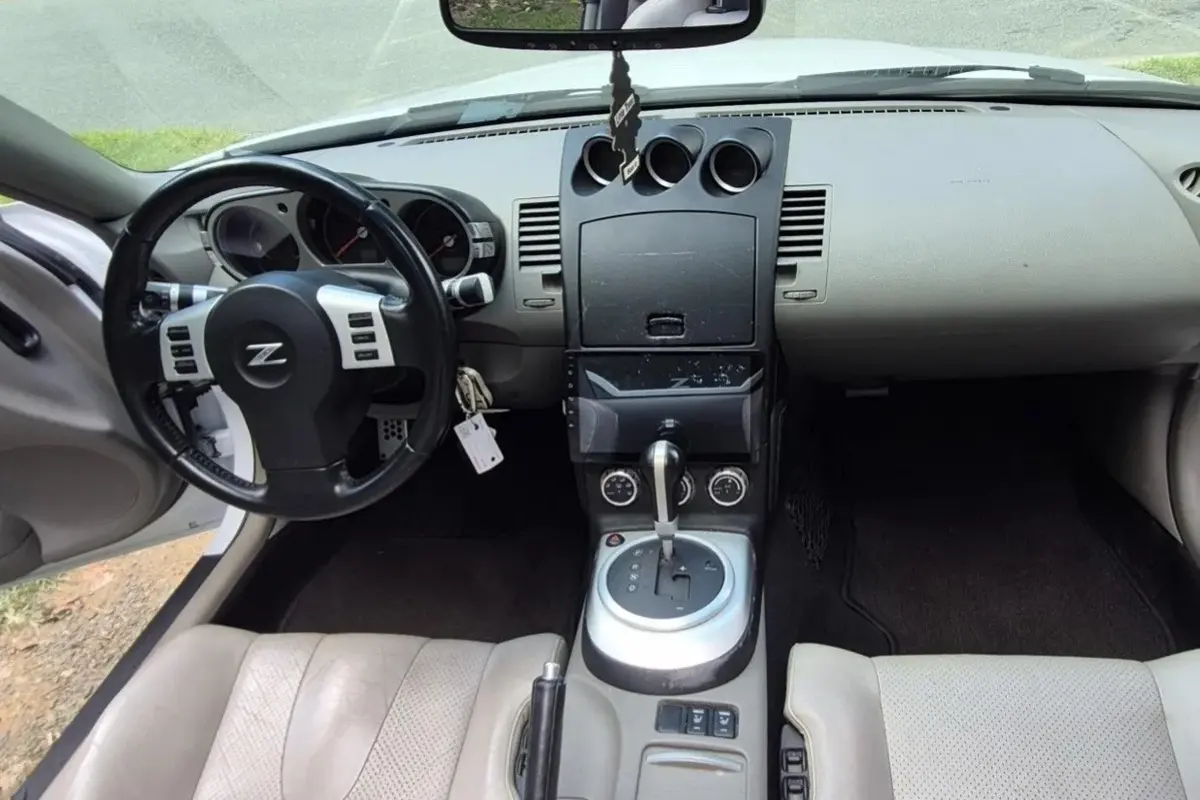 2008 Nissan 350Z Roadster Touring — photo 5