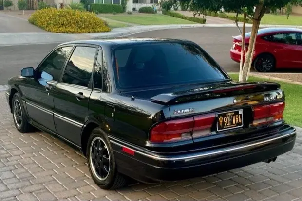 1991 Mitsubishi Galant VR-4 — photo 2