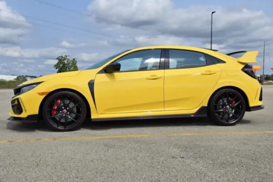 2021 Honda Civic Type R Limited Edition #241/600 — photo 3