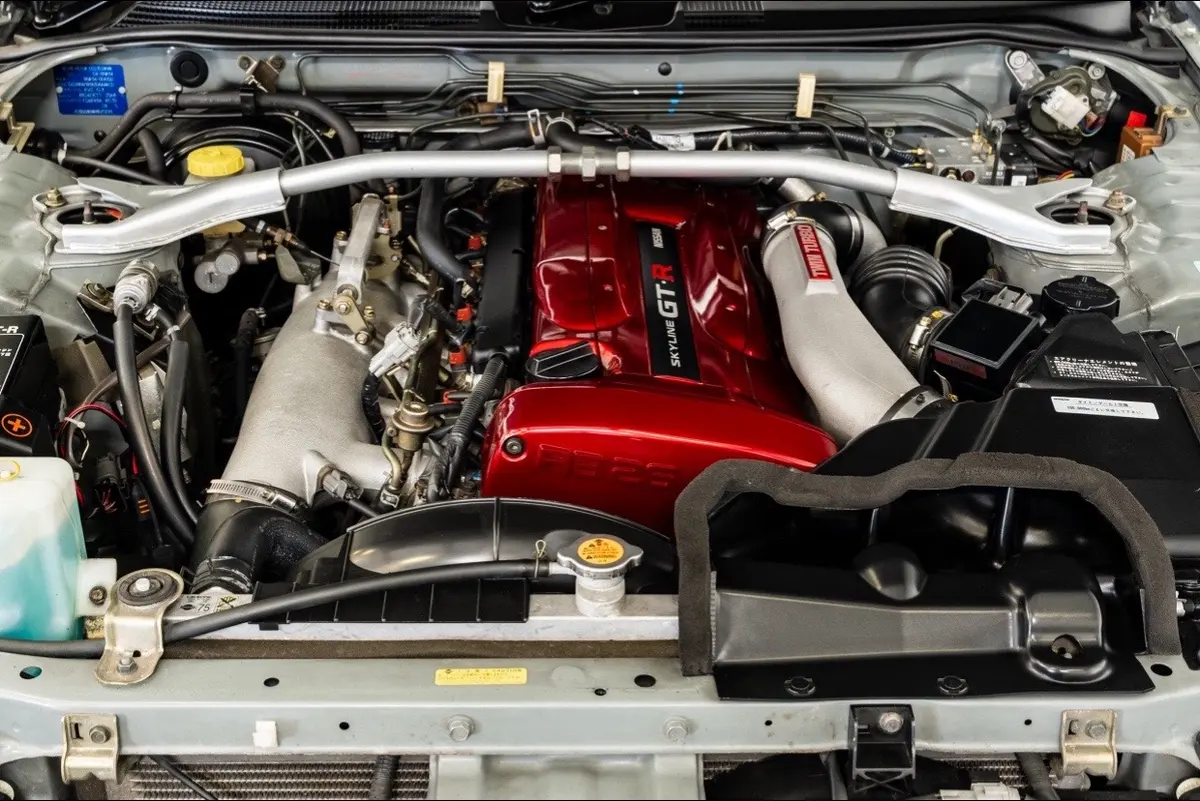 1999 Skyline GT-R V-Spec — Athlete Silver — photo 6