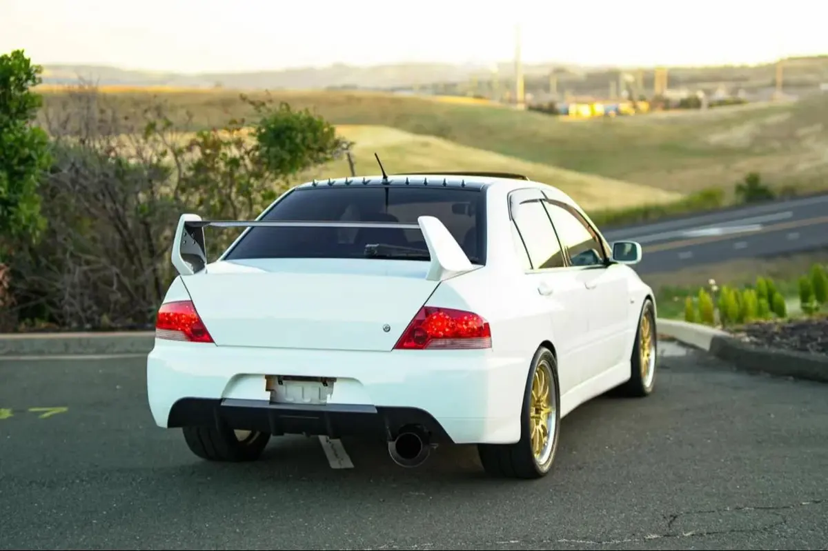 2003 Mitsubishi Lancer Evolution VIII — photo 2