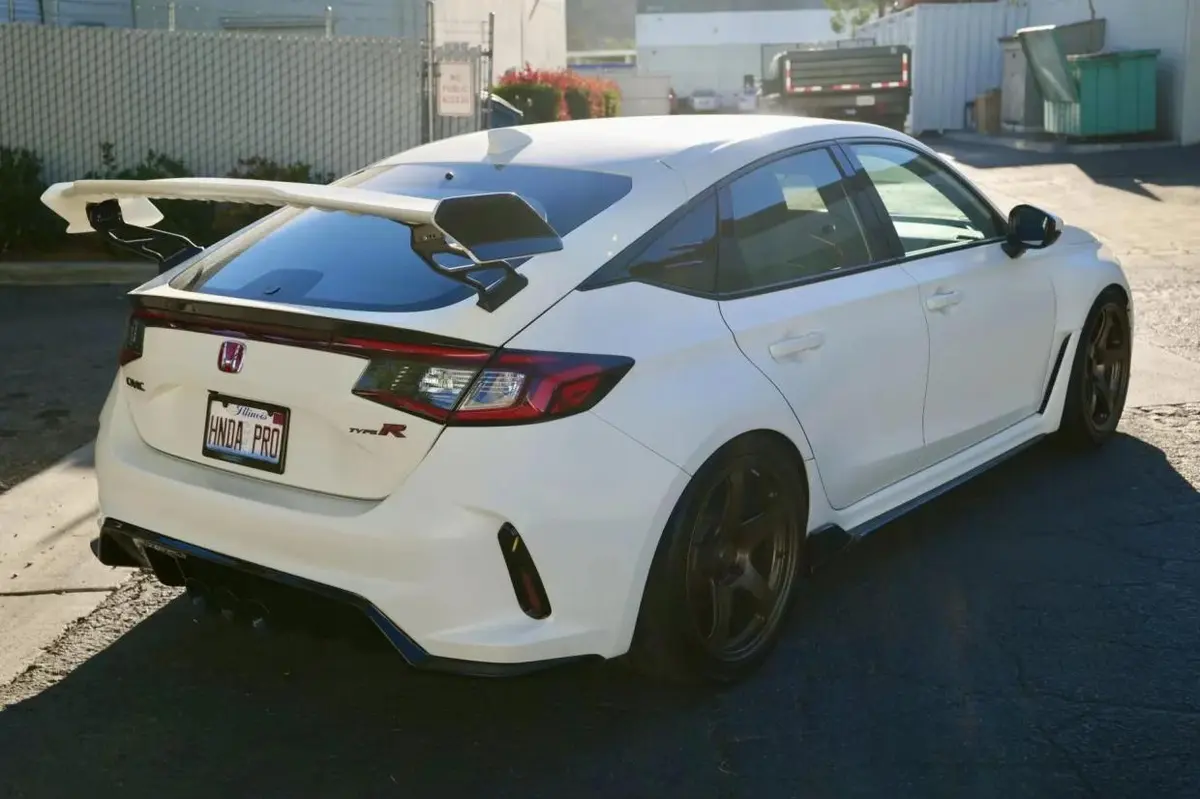 Honda Civic Type R (FL5) — Tuned, 28k Miles — photo 3