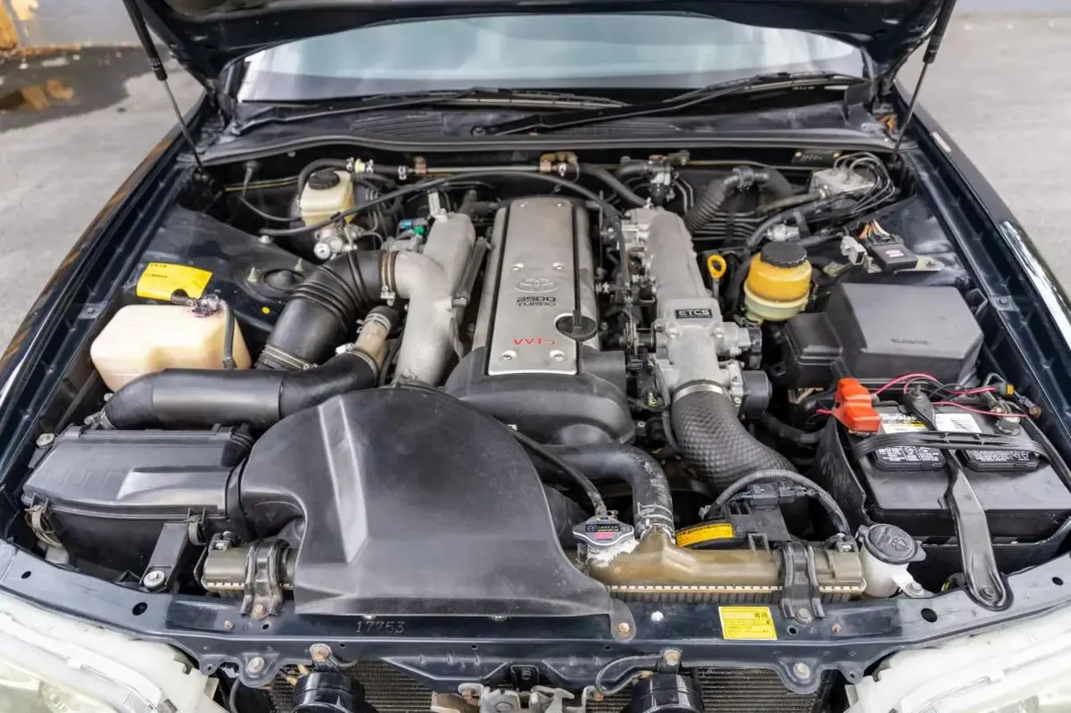 Toyota Chaser Tourer V — Unmodified JDM — photo 6