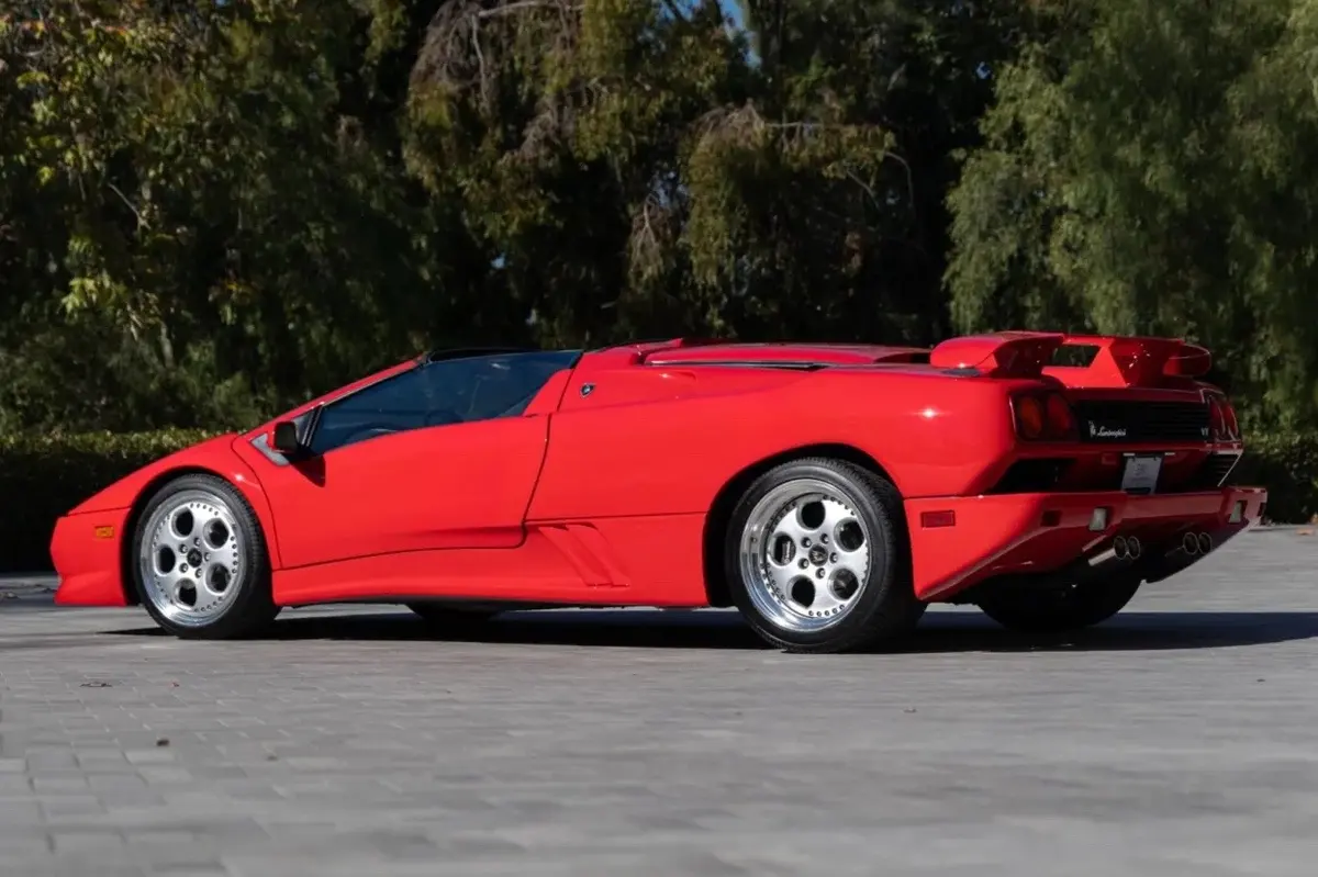 1999 Lamborghini Diablo VT Roadster β 11k Miles β photo 2