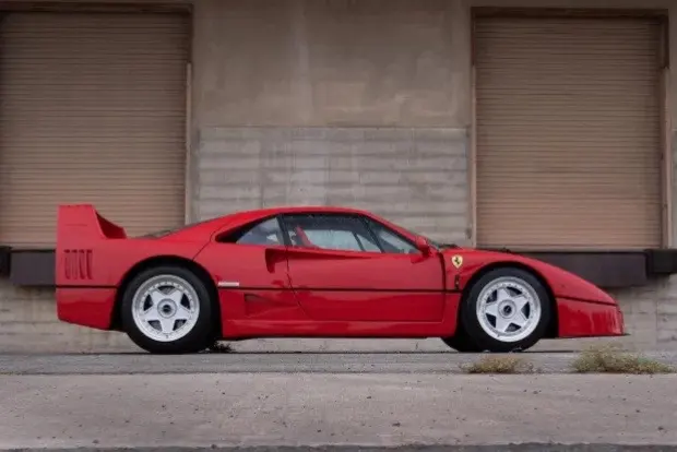 1989 Ferrari F40 — Chassis 79763 — photo 4