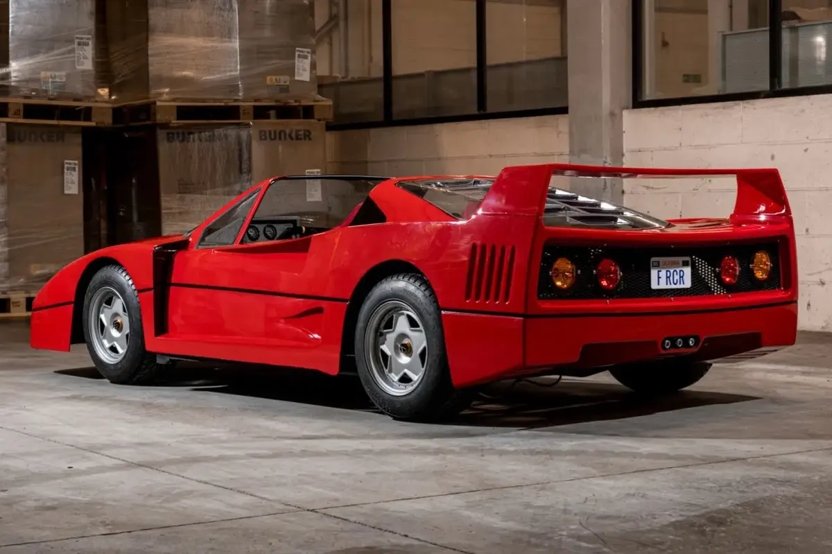 Ferrari F40-Style Junior Kart — 230cc — photo 2