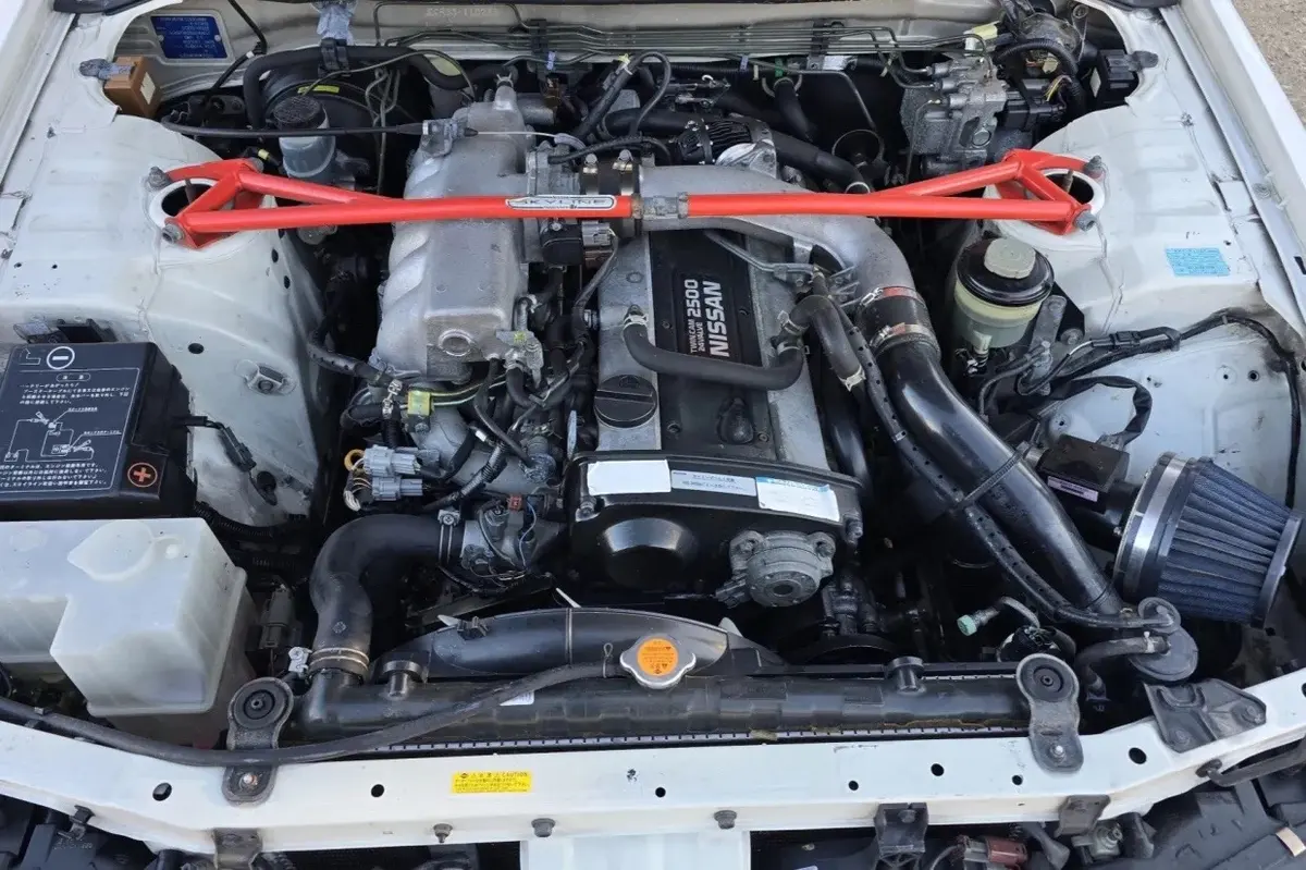 Nissan Skyline R33 GTS-T — 5-Speed Swap — photo 6