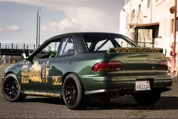 1995 Subaru Impreza extensively modified for — photo 2