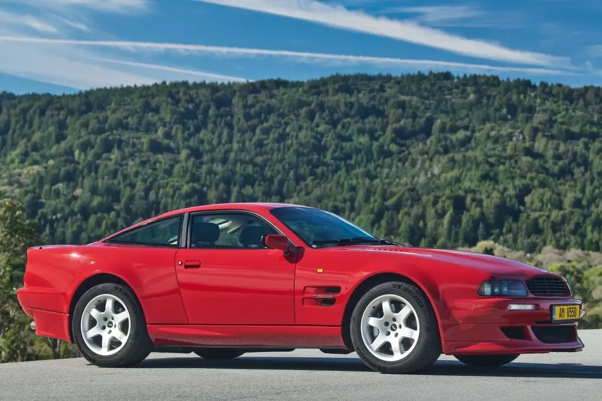 1995 Aston Martin Vantage V550 — photo 2