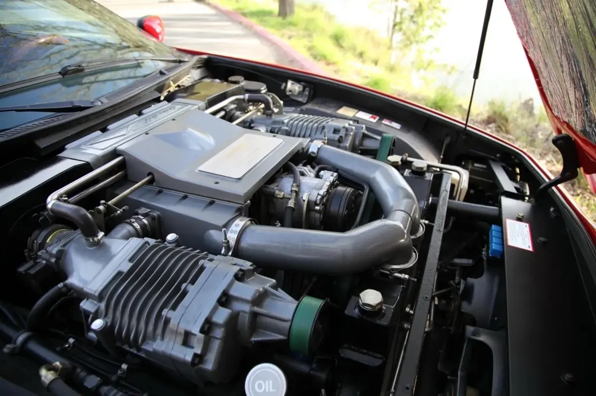1995 Aston Martin Vantage V550 — photo 7