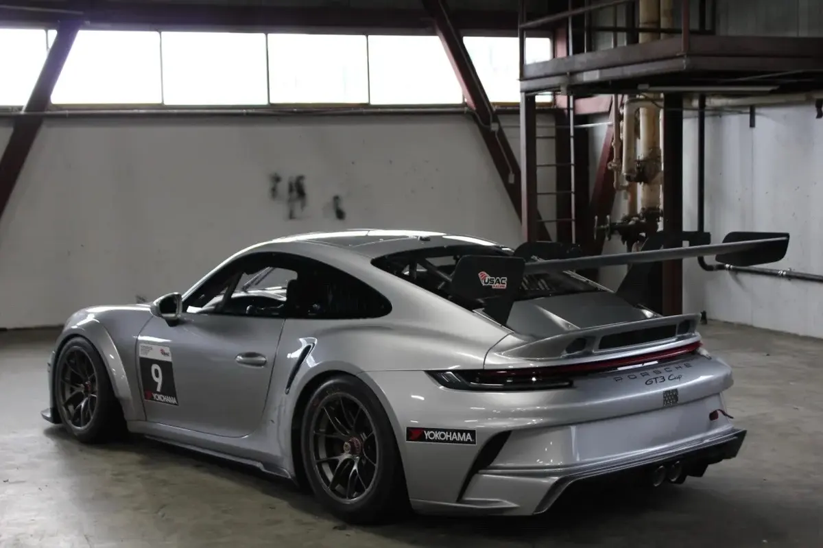 2021 Porsche 911 GT3 Cup Race Car — photo 2
