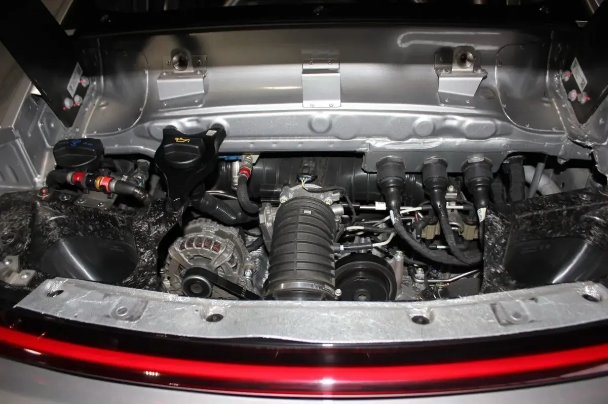 2021 Porsche 911 GT3 Cup Race Car — photo 6