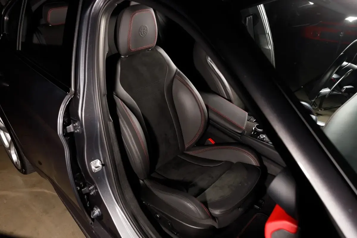 2017 Alfa Romeo Giulia Quadrifoglio — 14k Miles — photo 4