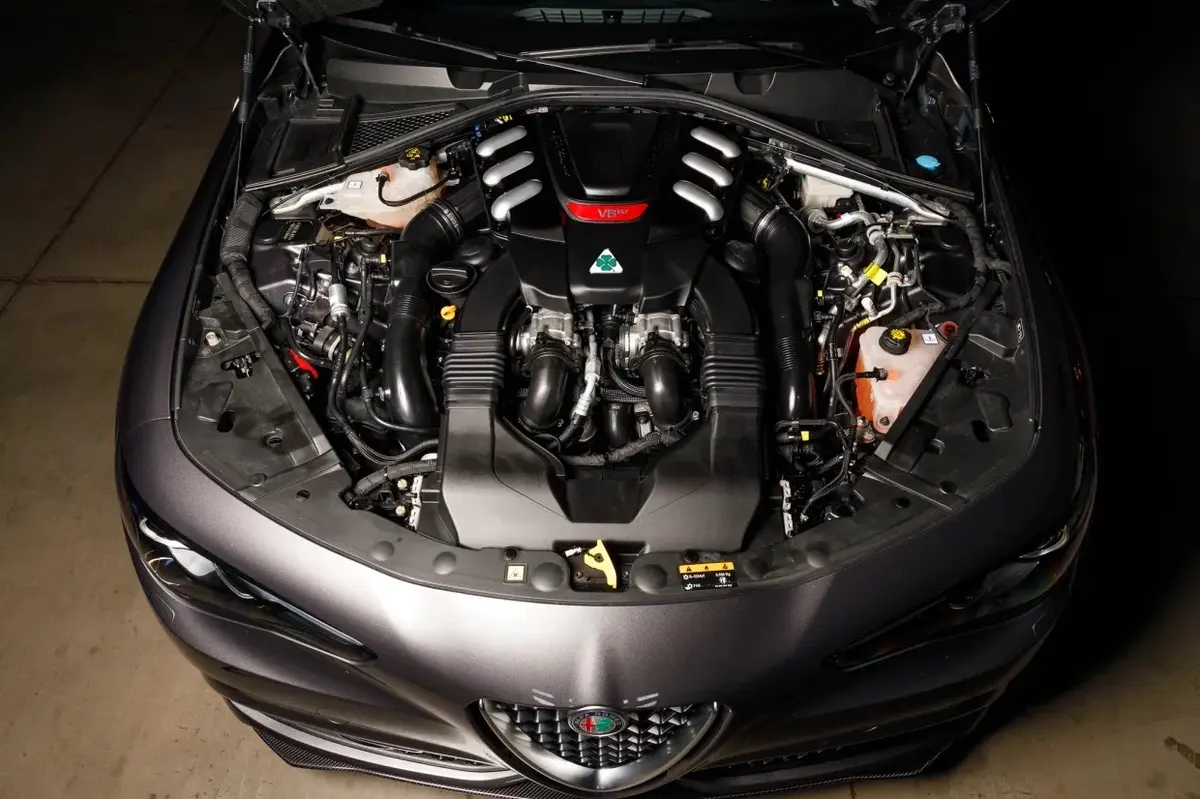 2017 Alfa Romeo Giulia Quadrifoglio — 14k Miles — photo 6
