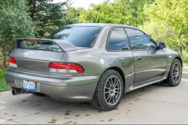 Subaru Impreza 22B-Style EJ257 Build — photo 2