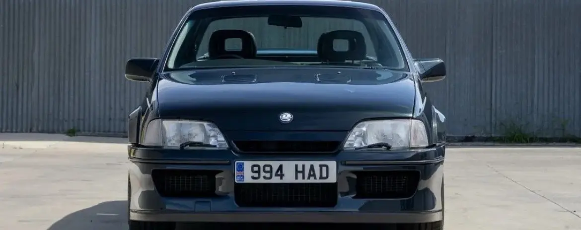 1992 Lotus Carlton