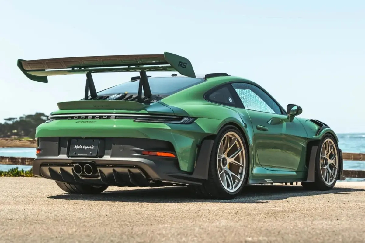 2024 Porsche 911 GT3 RS Weissach — PTS Auratium Green — photo 2