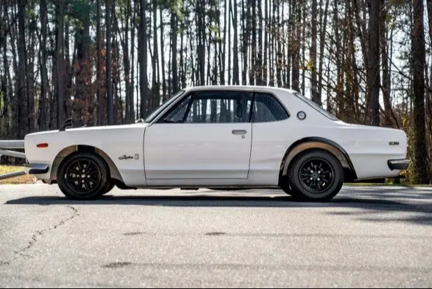 1972 Nissan Skyline 2000GT — photo 3