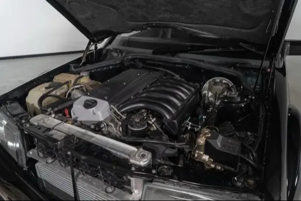 Mercedes-Benz 190D EVO 2 Style "Wahnsinn One" — photo 6