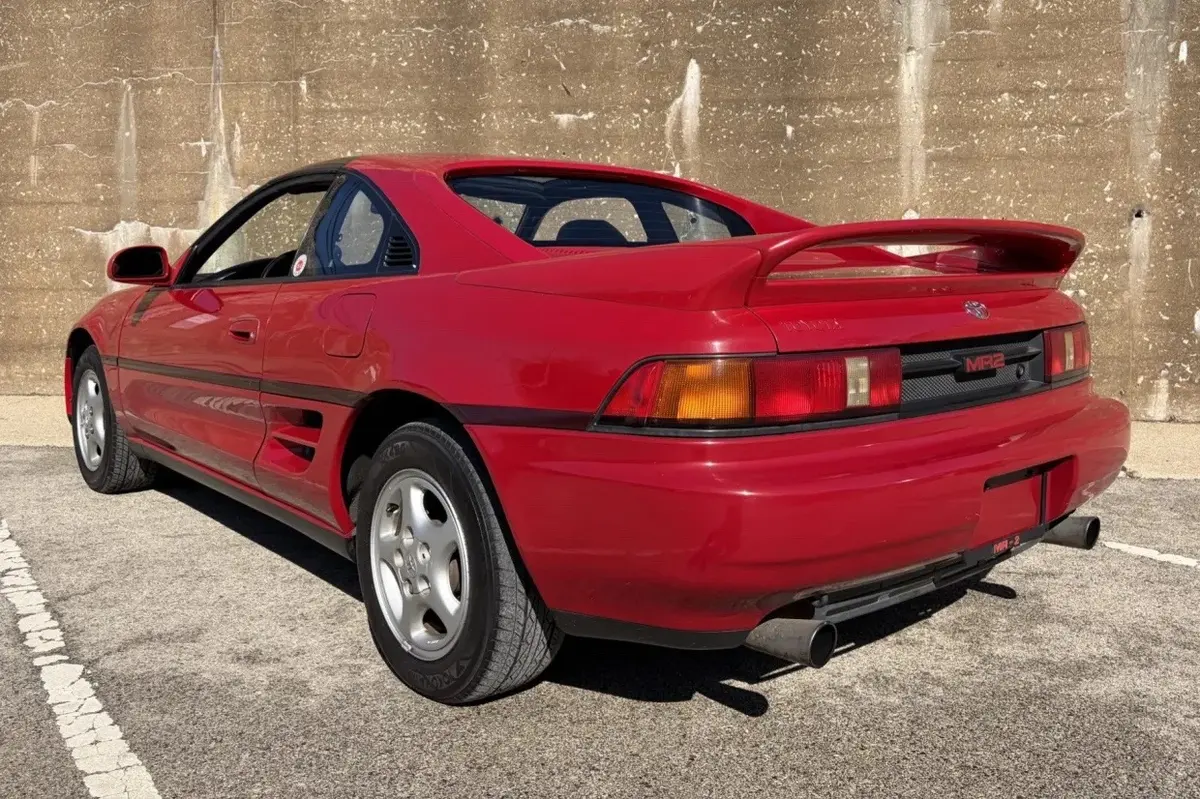 Toyota MR2 Turbo — Crimson Red — photo 2
