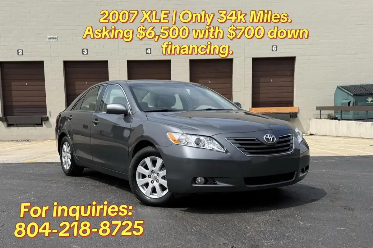 2007 Toyota Camry XLE — 34k Miles