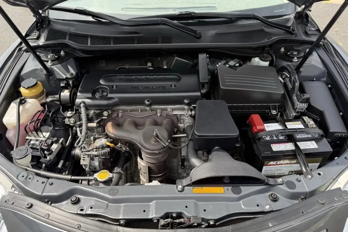 2007 Toyota Camry XLE — 34k Miles — photo 6