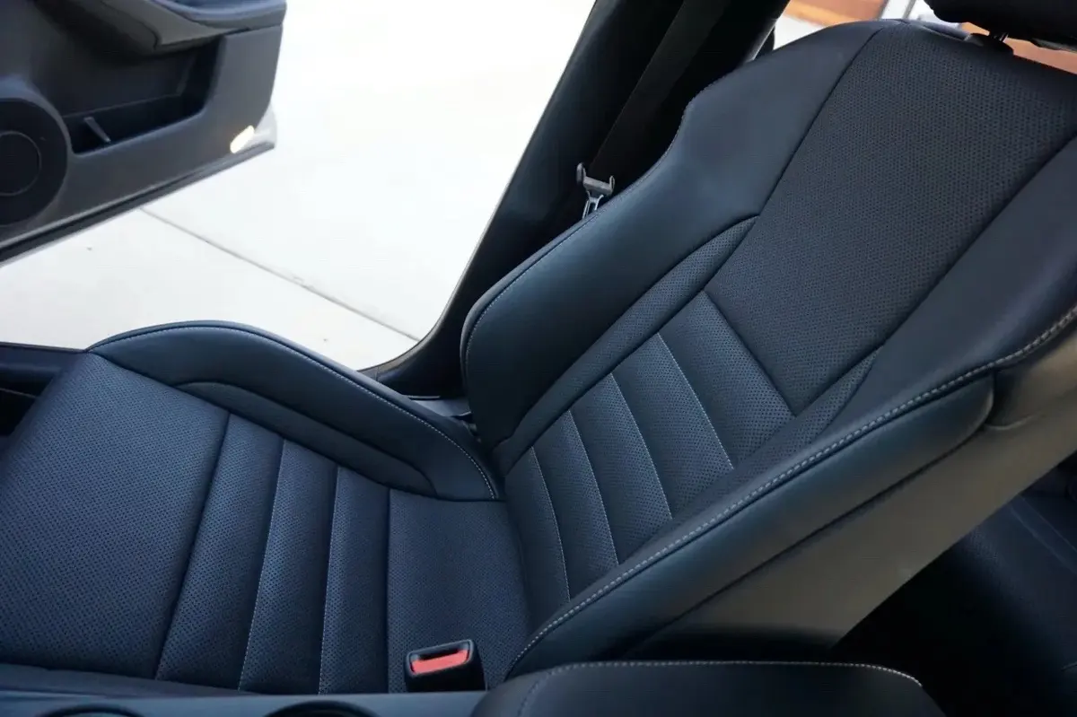 2025 Lexus IS 500 F Sport Performance — photo 4