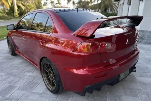 2008 Mitsubishi Lancer Evolution X GSR — photo 2