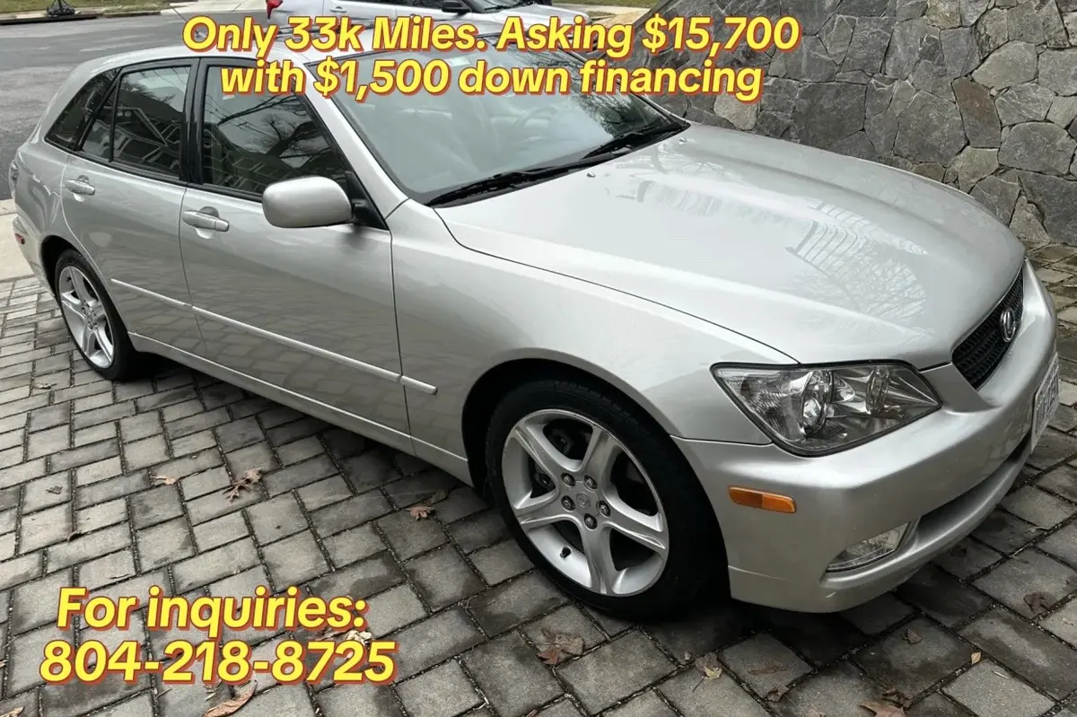 Lexus IS300 SportCross — 33k Miles
