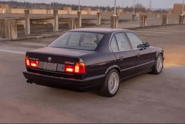 Alpina B10 3.5/1 — #523 of 572 — photo 2