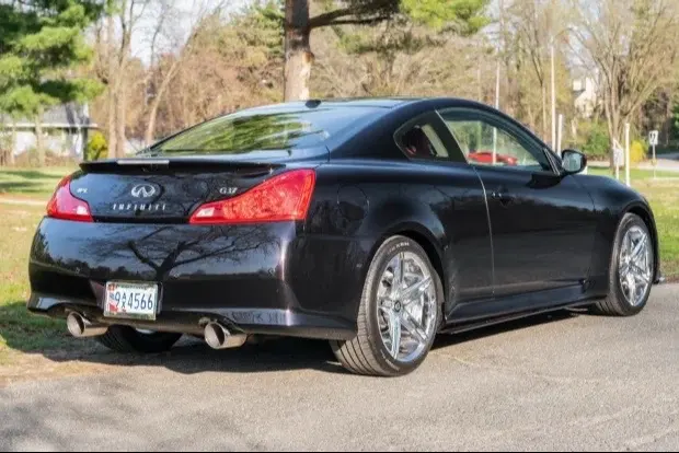 2013 Infiniti G37 IPL Coupe 6-Speed — photo 2