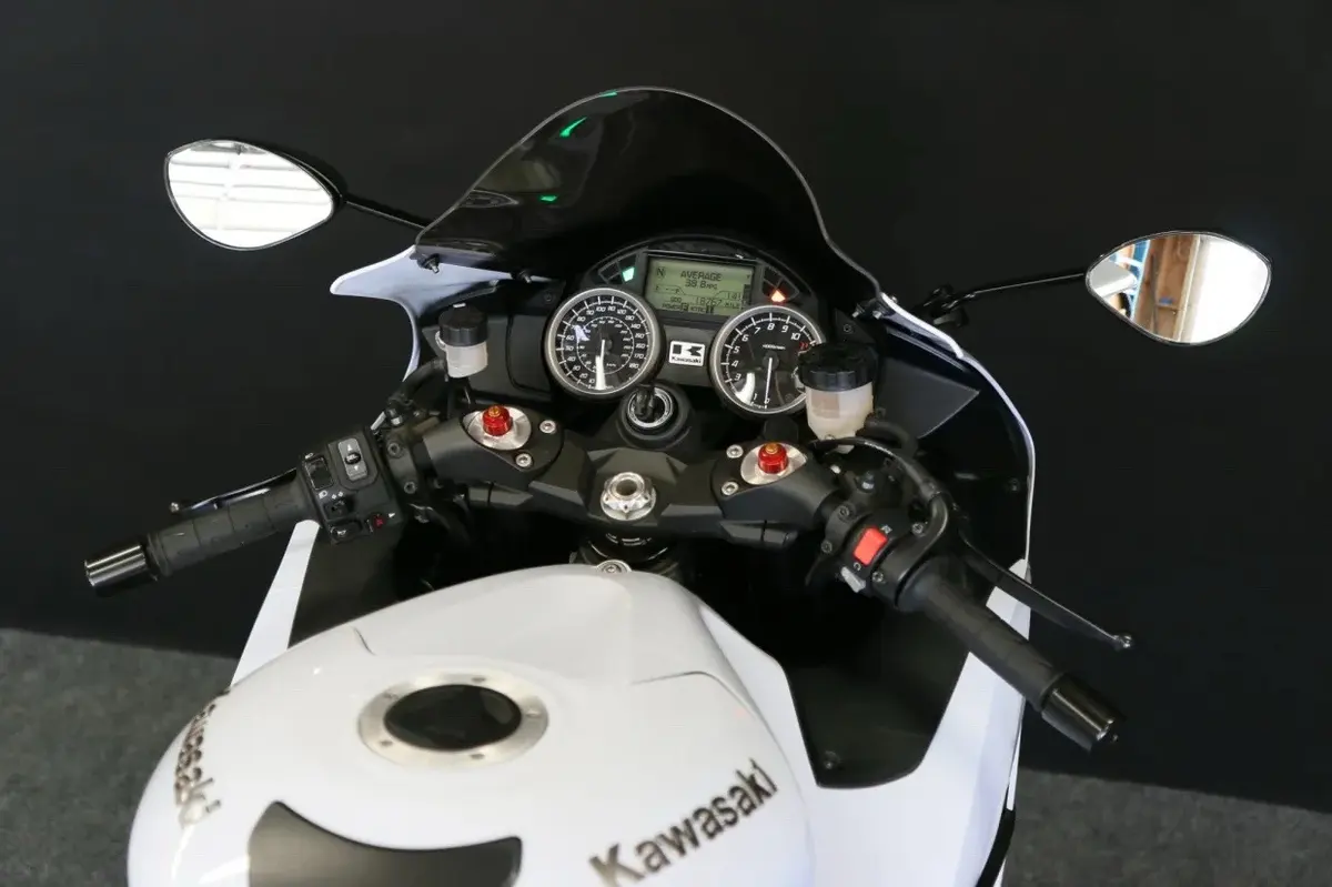2013 Kawasaki ZX-14R Ninja — photo 4