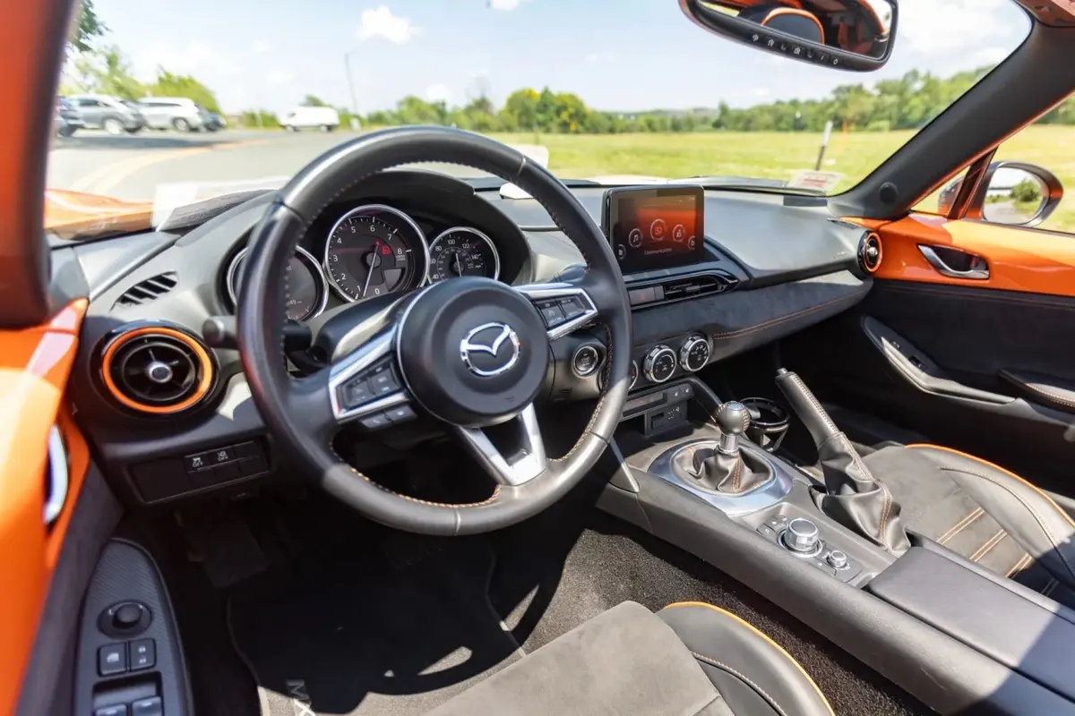 2019 Mazda MX-5 RF 30th Anniversary — 1 of 3,000 — photo 5