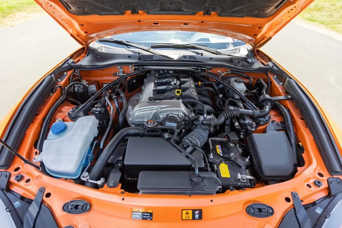 2019 Mazda MX-5 RF 30th Anniversary — 1 of 3,000 — photo 6