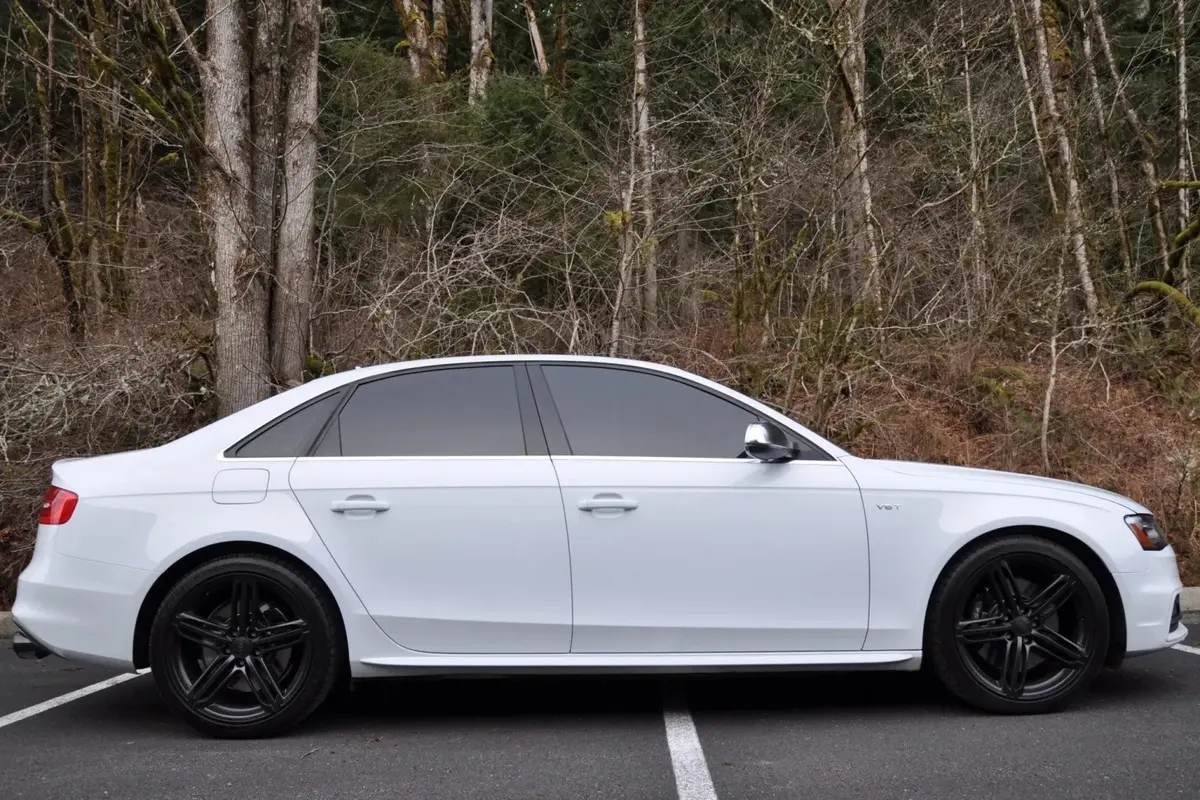 2014 Audi S4 6-Speed — Original Owner — photo 3