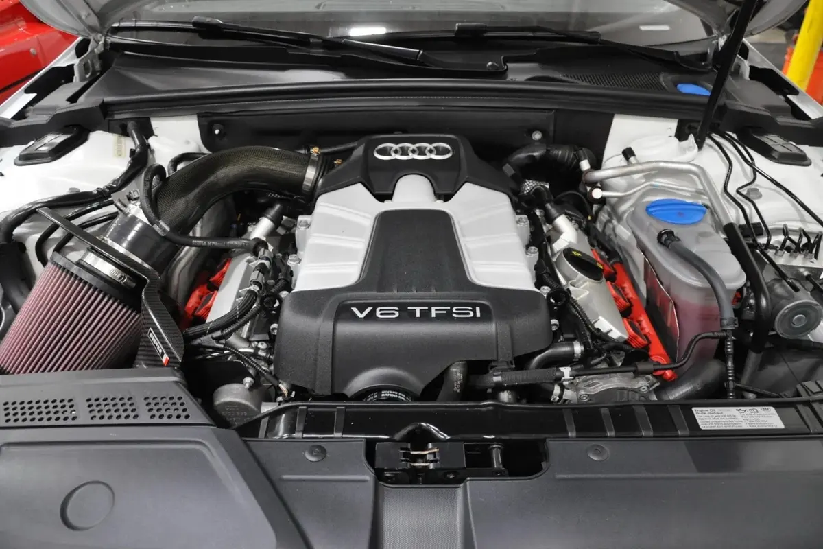 2014 Audi S4 6-Speed — Original Owner — photo 6
