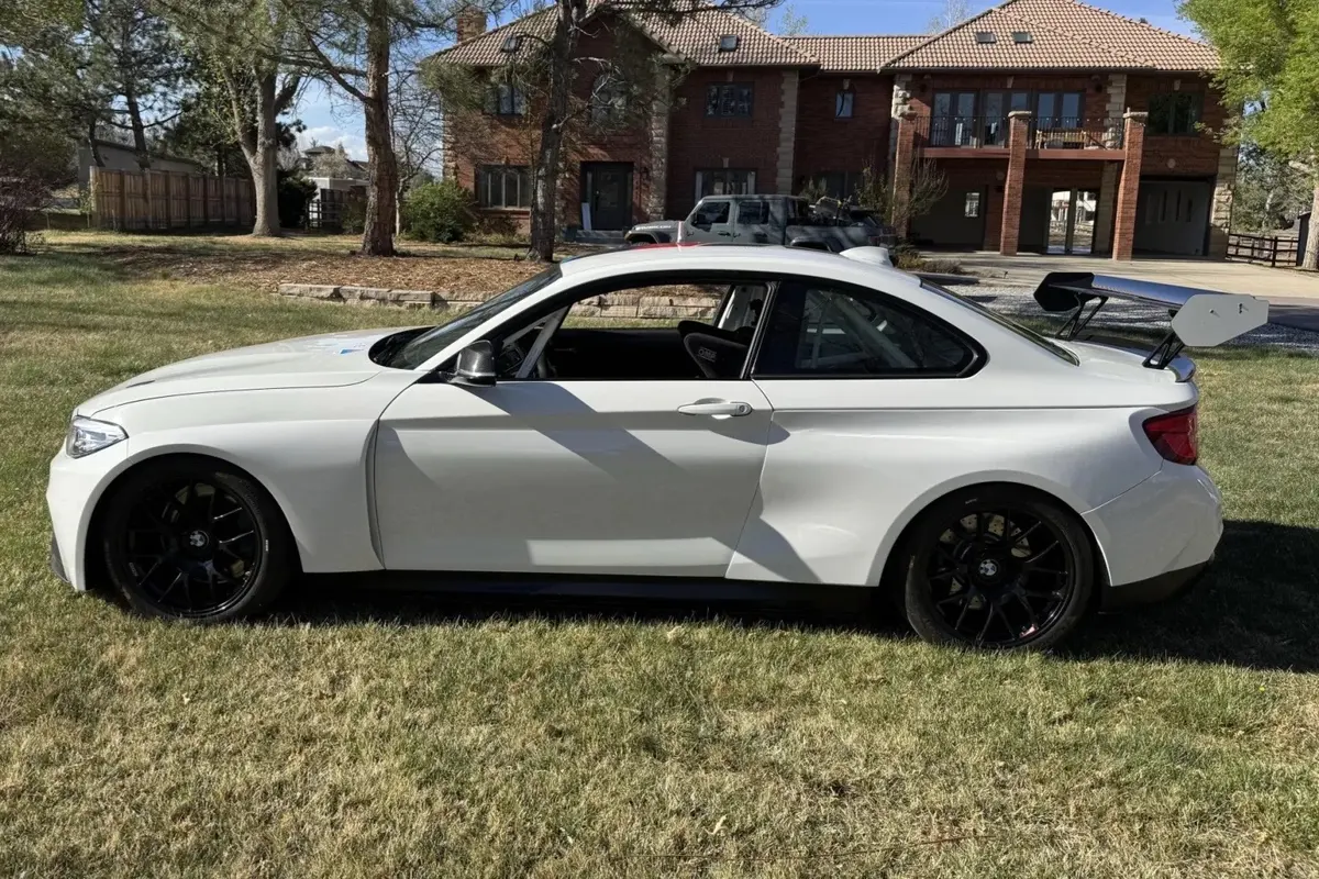 2016 BMW M235iR EVO Factory Race Car — photo 3