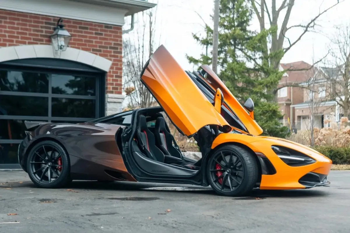 2022 McLaren 720S Performance — photo 2