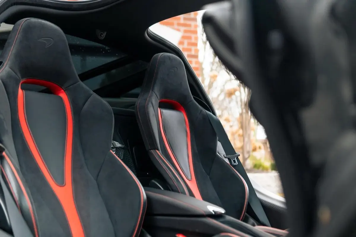 2022 McLaren 720S Performance — photo 4