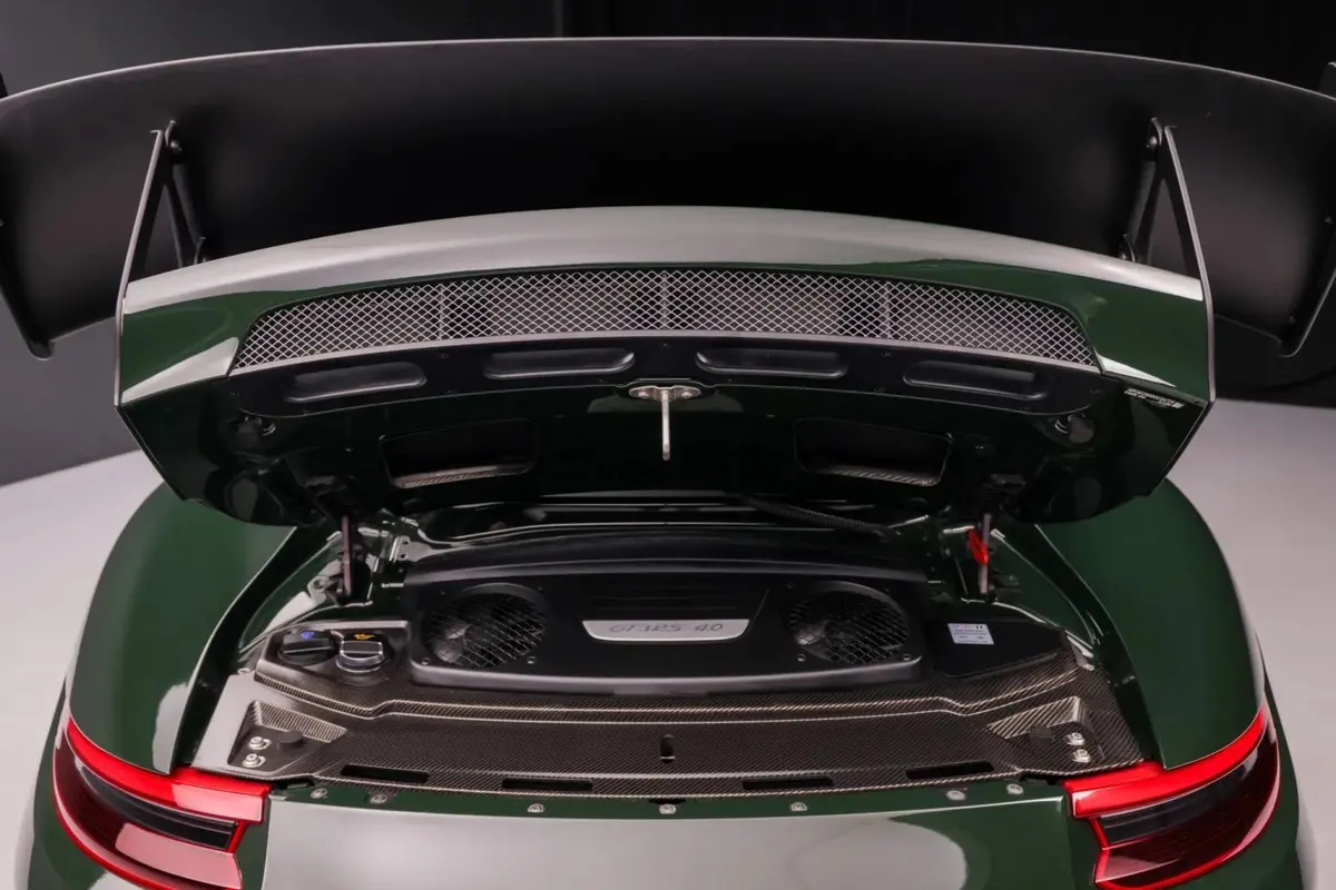 2019 Porsche 911 GT3 RS Weissach — photo 6